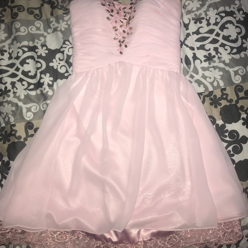 Pink short dress with lace bottom. Prom/homecoming